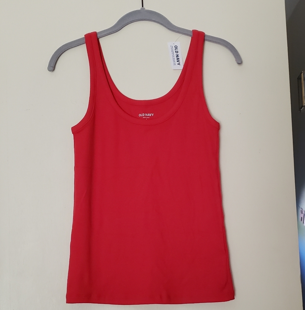 First-Layer Ribbed Scoop-Neck Tank Top - Picture 2 of 10